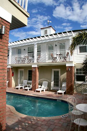Coconut Pass-a-grille Beach 3*